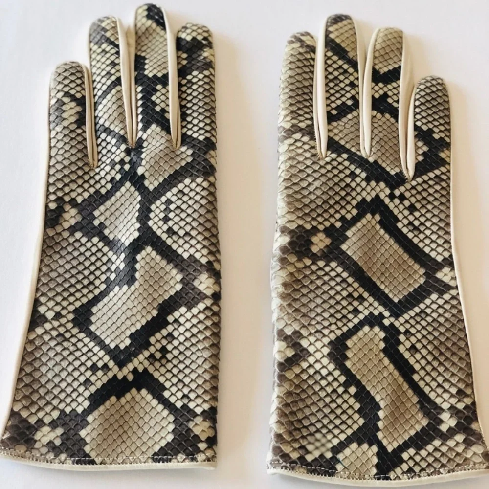 Neiman Marcus Python Napa leather gloves size 6.5 new